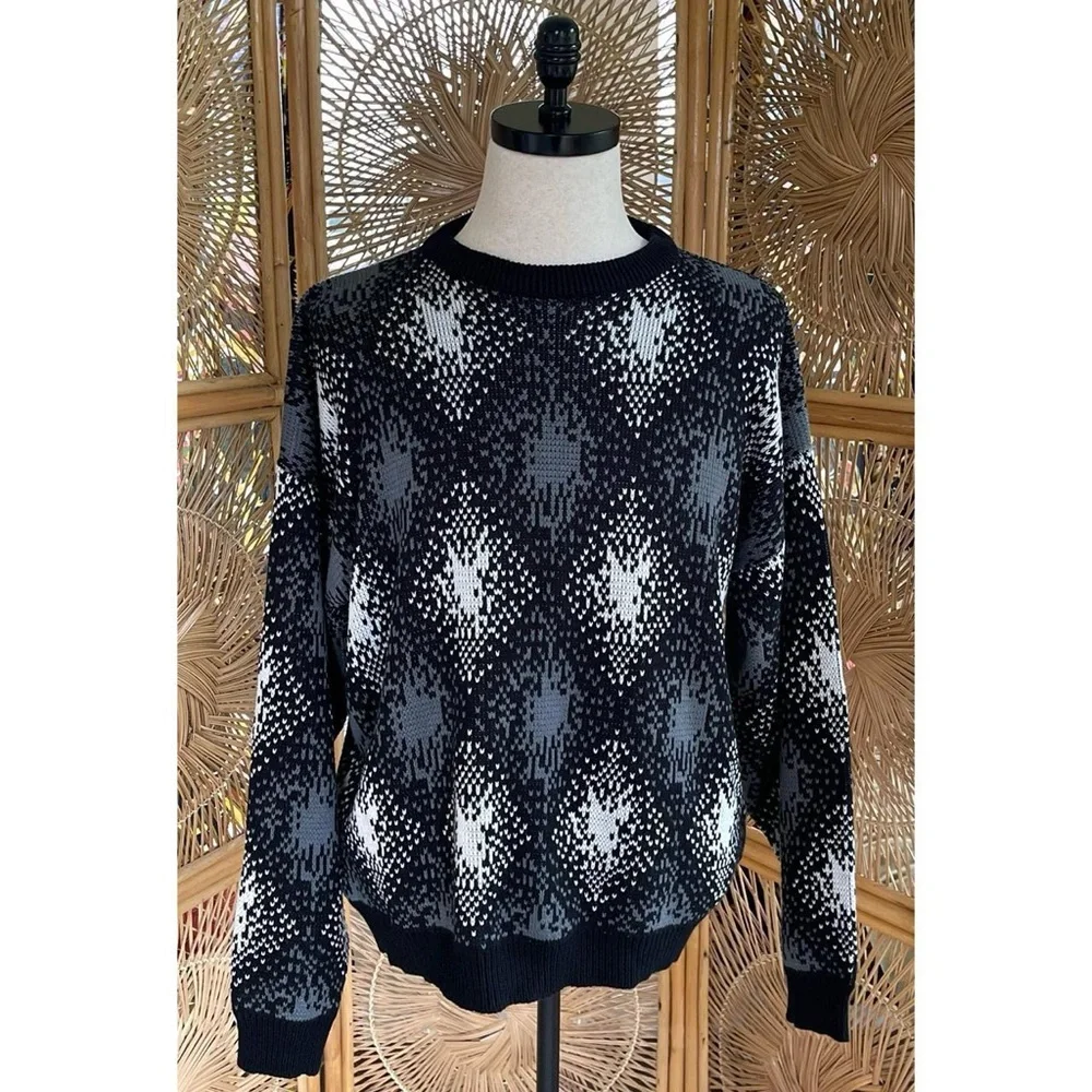 Vintage Banner Black Grey White Acrylic Knit Diamond Geometric Crewneck Sweater